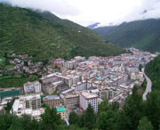 康定城市风光